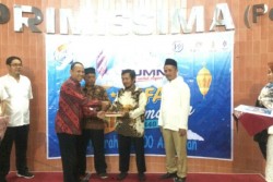 BUMN Bagikan Seribu Alquran Ke Pondok Pesantren