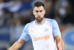 Dipersilakan Pergi dari Marseille, Strootman Menuju MU atau Everton