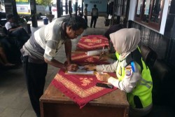  Tekan Angka Kecelakaan, Supir Bus di Sleman Jalani Tes Urine
