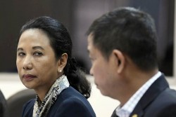 Menteri BUMN Berangkatkan Pemudik Jalur Darat