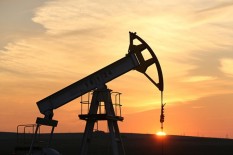 Harga Minyak Global Menguat Menyusul Menyusutnya Cadangan Minyak AS 