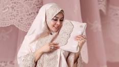 Mukena Syahrini Laris Manis dengan Harga Rp3,5 Juta, Ditjen Pajak Ingatkan Pajak
