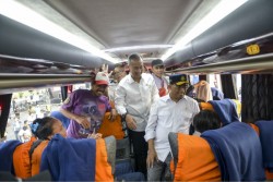 Pemudik Tujuan Jateng Diberangkatkan dari Bandung
