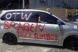 Mudik, Mobil Pria Ini Ditulisi Keinginan Bertemu Ibu di Sragen..
