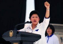 Rocky Gerung & Ani Yudhoyono Berencana Bikin Vlog, tetapi Tak Terwujud