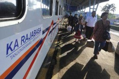 Tips Mudik Naik Kereta Api