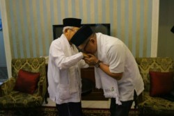  Baca Syahadat Dibimbing Ma'ruf Amin, Presenter Tio Nugroho Masuk Islam