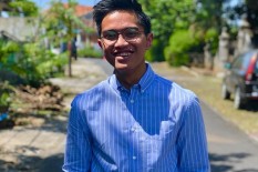 Kaesang Pangarep Jawab Nyinyiran Warganet Soal Bajunya Saat Melayat Bu Ani