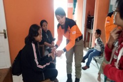 4 Pengunjung Pantai Glagah Tersengat Ubur-Ubur