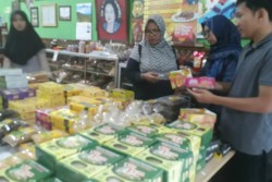 2 Hari Libur Lebaran, Pusat Oleh-Oleh di Gunungkidul Ini Raup Untung Puluhan Juta Rupiah