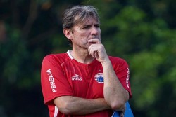 Gantikan Ivan Kolev di Persija, Julio Banuelos Dibebani Prestasi di Piala Indonesia