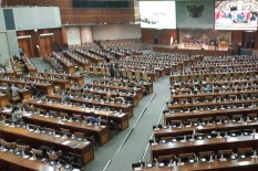 Rapat Paripurna DPR Sepi, Ada 292 Tanda Tangan tapi Hanya Seratusan yang Tampak