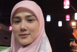Mulan Jameela Ungkapkan Kesedihan Setelah Vonis 1 Tahun untuk Ahmad Dhani