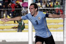 Suarez, Cavani, Godin Siap Main Lawan Ekuador
