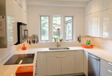 Warna Monokrom Tak Cocok untuk Dapur. Lalu?