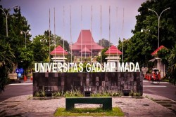 Tanpa Uang Gedung, UGM Pastikan Semua Jalur Pakai UKT