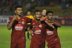 Badak Lampung Kalahkan Semen Padang 2 - 1