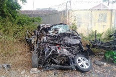 6 Orang Tewas dalam Tabrakan Avanza vs Rosalia di Semarang