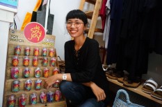 Jam Tangan Pop Berwarna-warni dan Bergambar ala Desoyjoy