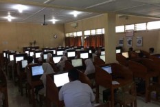  Mata Pelajaran TIK Akan Diajarkan Bertahap untuk SMP dan SMA