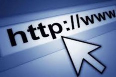 Mengarungi Zaman Melalui Internet