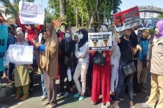 Ganjar Minta Orang Tua Cermati Kriteria PPDB Jalur Prestasi