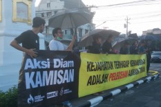 Respons Tragedi Kebakaran Pabrik Korek Api Gas Binjai, Aktivis Jogja Gelar Aksi Diam