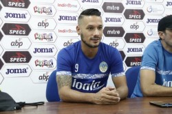 Babak I PSIM Vs Persik: Gaya Umpan Lambung Bawa Laskar Mataram Unggul 1-0