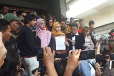  Hotman Paris Sebut Fairuz A Rafiq Sangat Tertekan Jiwanya Gara-Gara Kalimat Ikan Asin
