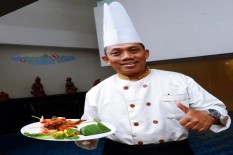 Sensasi Tropical Vibes di The Atrium