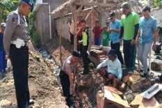 Pekerja Bangunan di Ponorogo Meninggal Lubang Fondasi