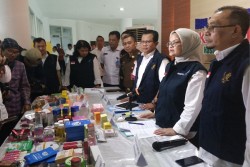 BBPOM Semarang Sita Kosmetik Ilegal Biasa Dijual Online. Ini Mereknya...