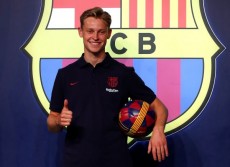 Sudah Pindah ke Barcelona, Frenkie de Jong Belajar Bahasa Spanyol Langsung Melalui Praktik