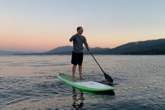 Tantang Mark Zuckerberg Balap Paddling, Susi Pudjiastuti Minta Taruhan Saham Facebook