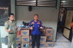 Hendak Kirim Miras Oplosan ke Blitar, 2 Remaja Ini Ditangkap Satpol PP