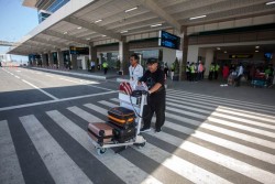 Jalan Menuju Bandara Baru Dilebarkan
