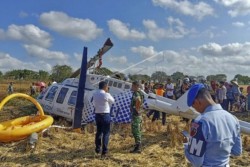 Helikopter yang Membawa Tiga Warga Asing Jatuh di Lombok 