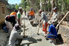 Perbaikan Jalan Diharapkan Dongkrak Perekonomian Warga