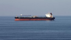 Harga Minyak Akan Melonjak Jika Iran Blokir Selat Hormuz