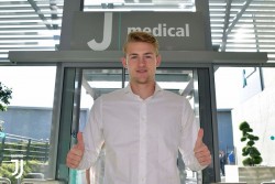 De Ligt Jalani Tes Medis di Juventus