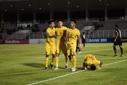 Kalah dari Bhayangkara FC, Semen Padang Semakin Terbenam di Dasar Klasemen