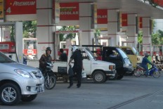 Atasi Defisit Neraca Dagang dengan Menaikkan Harga BBM