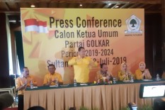 Bamsoet dan Airlangga Siap Berebut Kursi Ketum Golkar