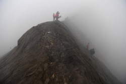 Gunung Bromo Meletus Selama 7 Menit Disertai Lahar Hujan
