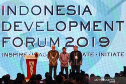  Wapres JK Ingatkan Jangan Terjebak Jadi Penikmat Teknologi