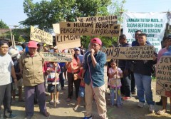 Kesal dengan Pencemaran, Warga Panggungharjo Bantul Tutup Paksa Irigasi