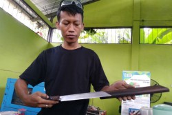 Jelang Iduladha, Pisau Baja Buatan Warga Wates Ini Banyak Dicari