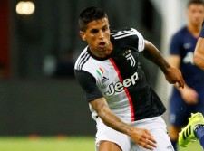 Manchester City Datangkan Bek Kanan Juventus