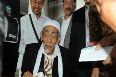 Berita Wafatnya KH Maimoen Zubair Jadi Trending Topic Twitter