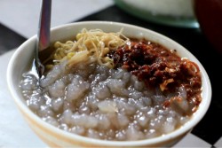 Ada Dawet Pedas di Sungai Mudal Kulonprogo. Mau?